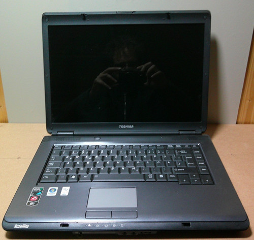 Toshiba satellite l300d - toshiba,