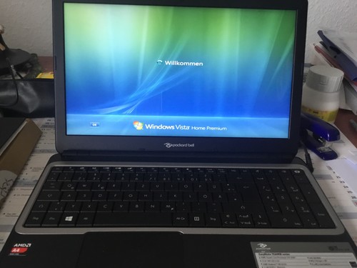 Laptop der marke packard bell - der,